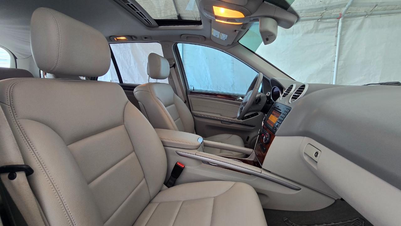 Mercedes-Benz M-Class  2011