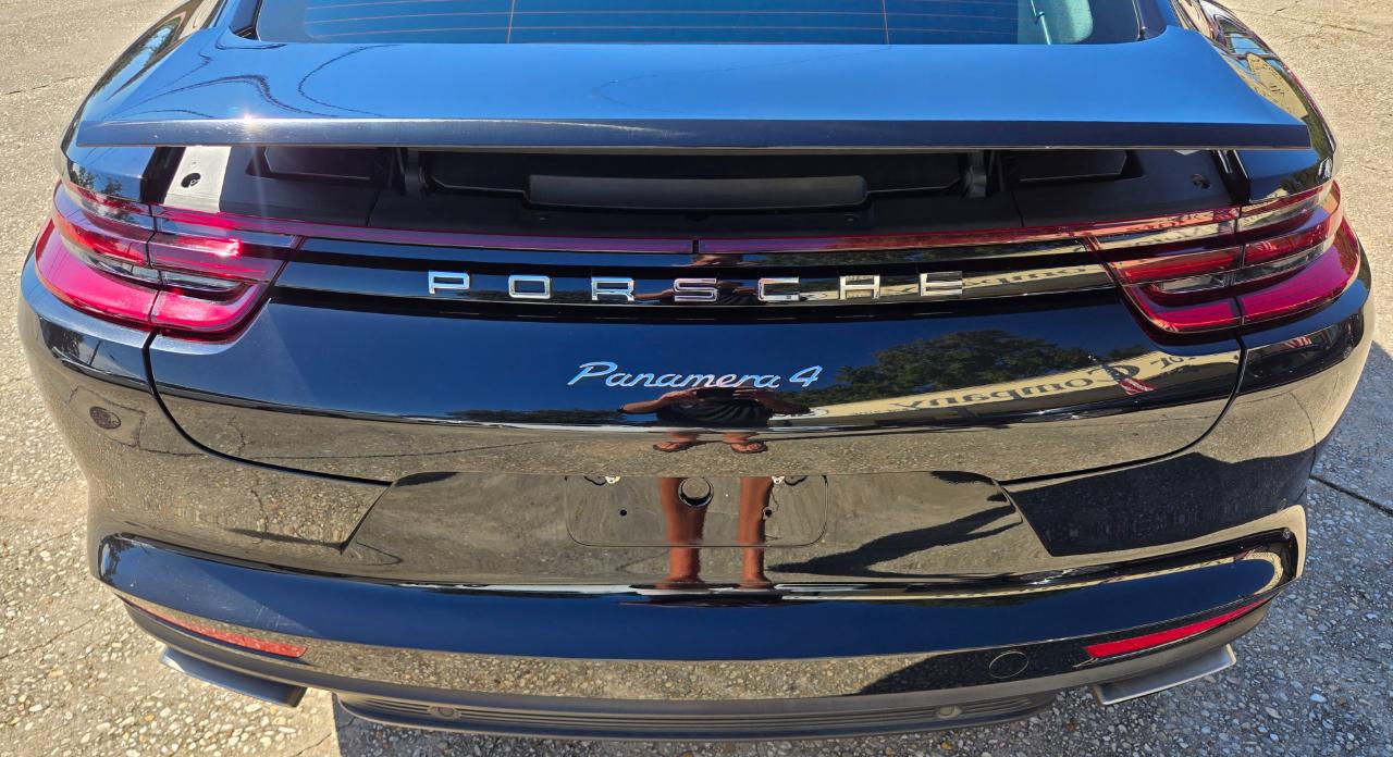 Porsche Panamera 4 AWD 2018