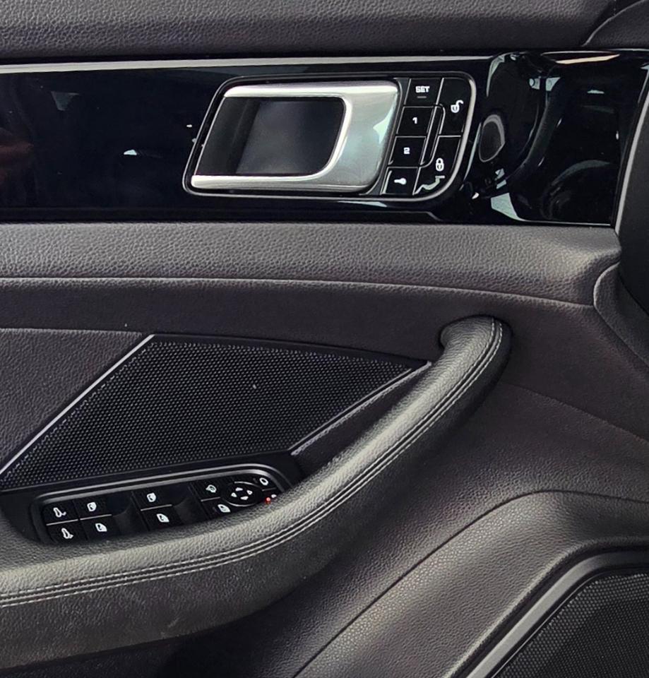 Porsche Panamera 4 AWD 2018