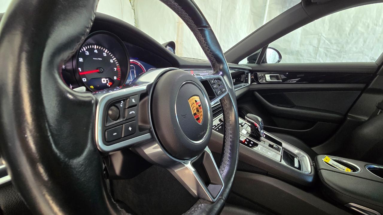 Porsche Panamera 4 AWD 2018