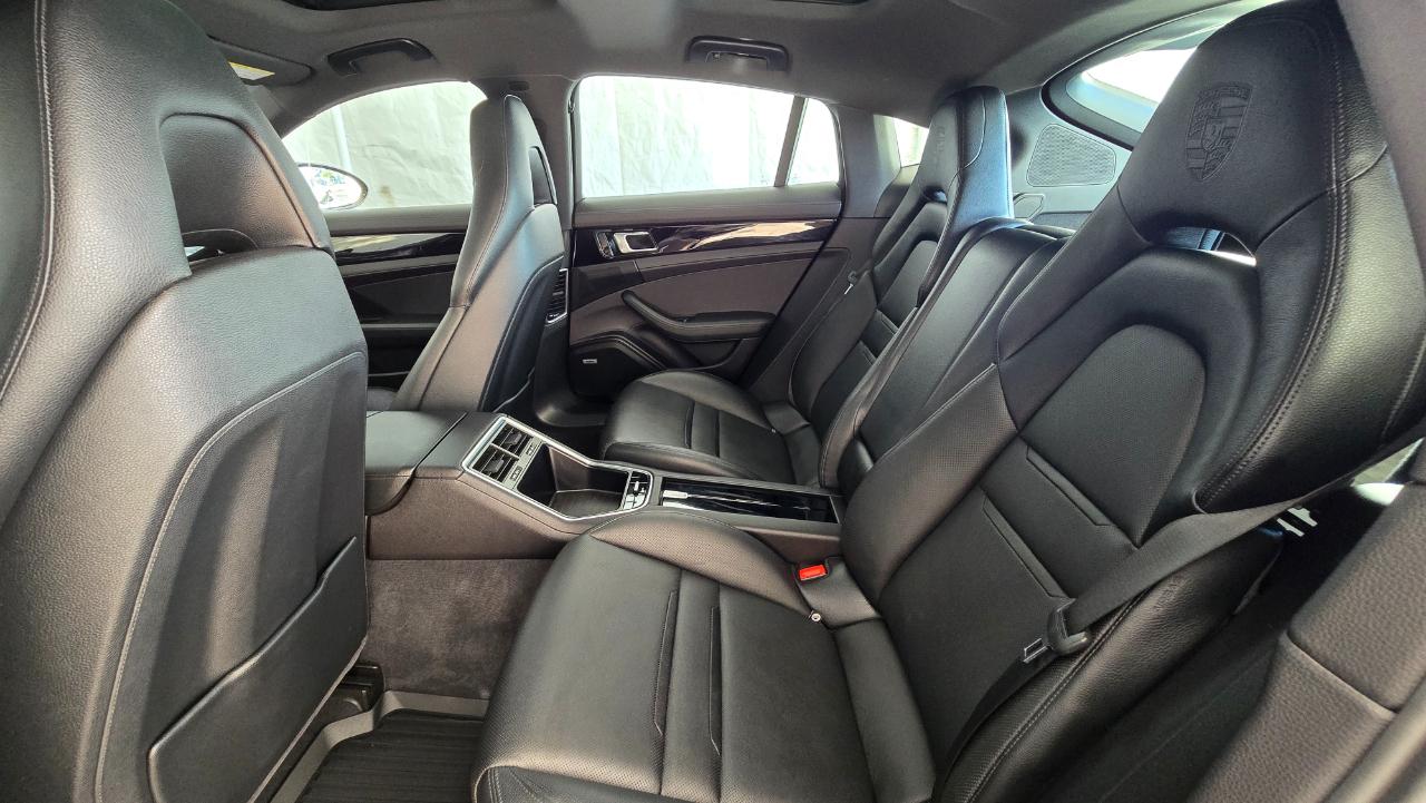 Porsche Panamera 4 AWD 2018