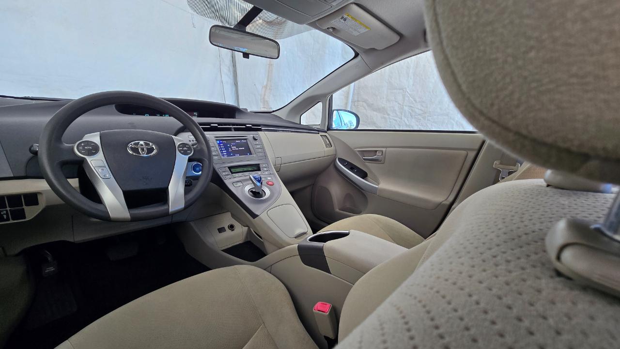 Toyota Prius Prius II 2012
