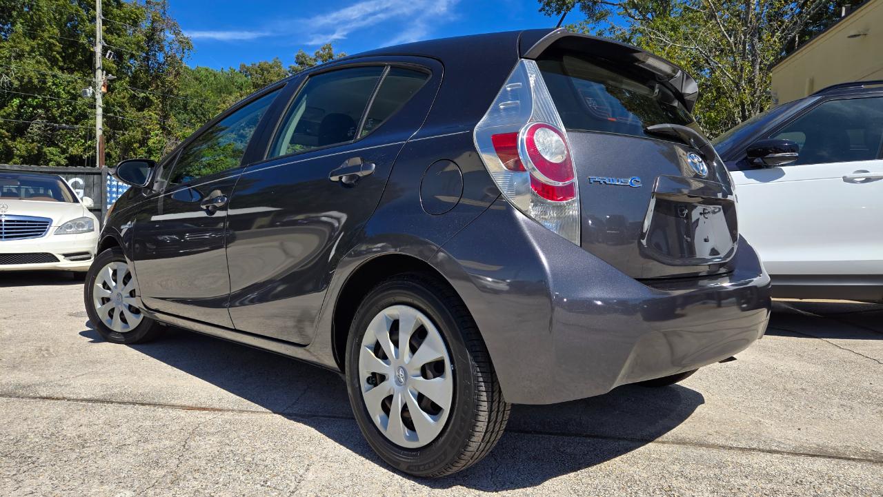 Toyota Prius c Two 2013