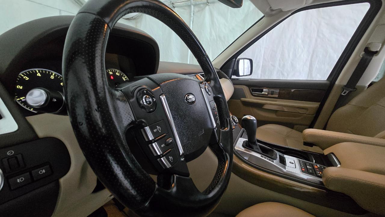 Land Rover Range Rover Sport 4WD 4dr HSE 2013