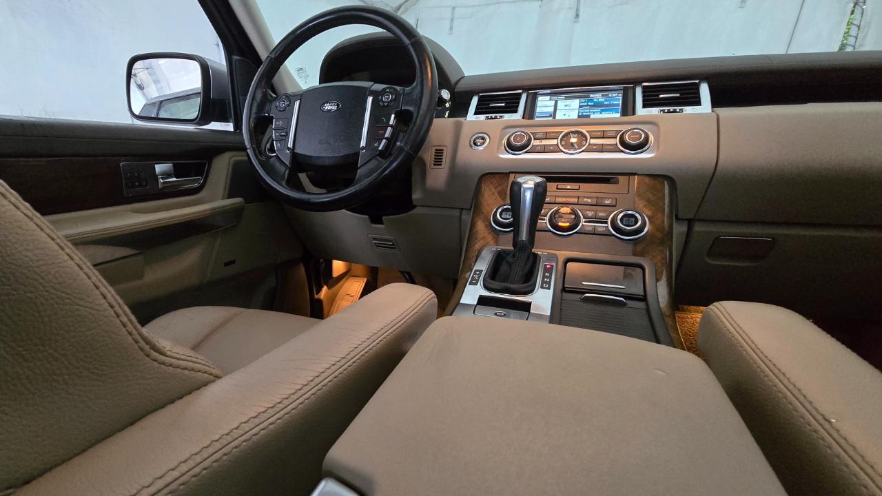 Land Rover Range Rover Sport 4WD 4dr HSE 2013