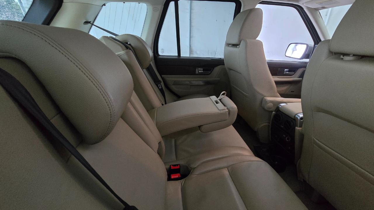 Land Rover Range Rover Sport 4WD 4dr HSE 2013