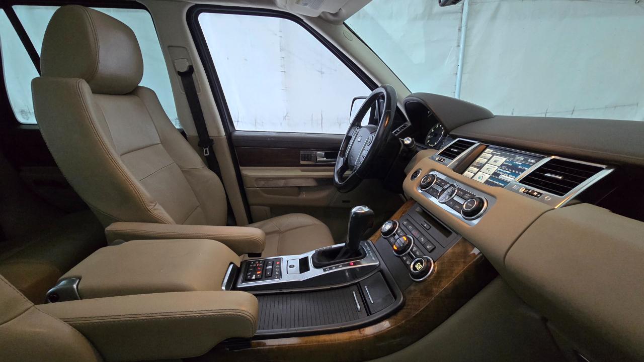 Land Rover Range Rover Sport 4WD 4dr HSE 2013