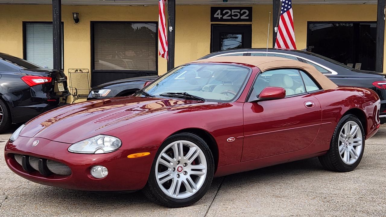 Jaguar XKR XKR Convertible 2002