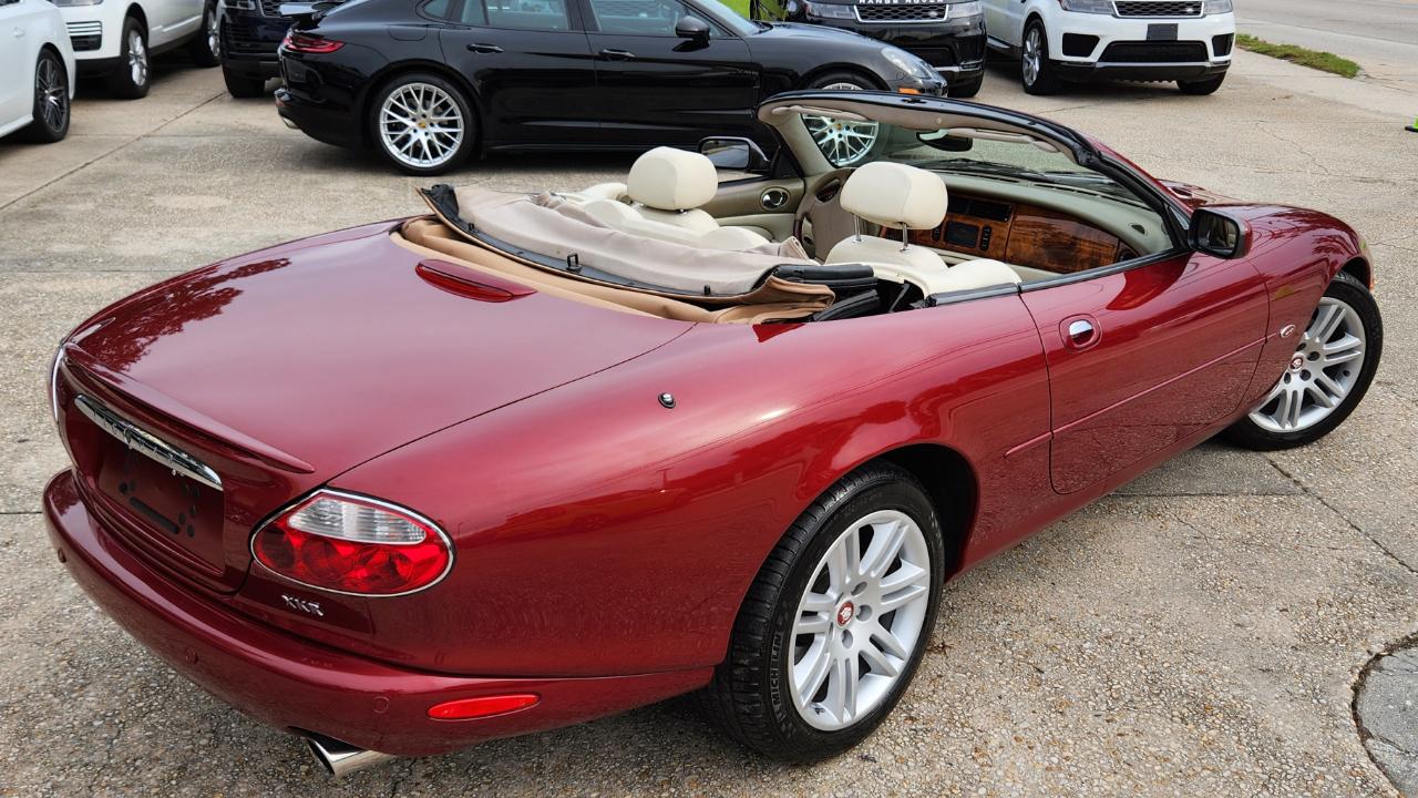 Jaguar XKR XKR Convertible 2002