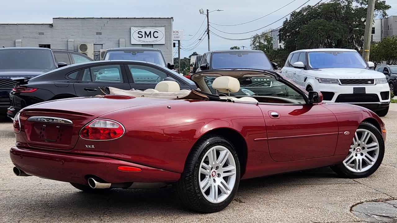 Jaguar XKR XKR Convertible 2002