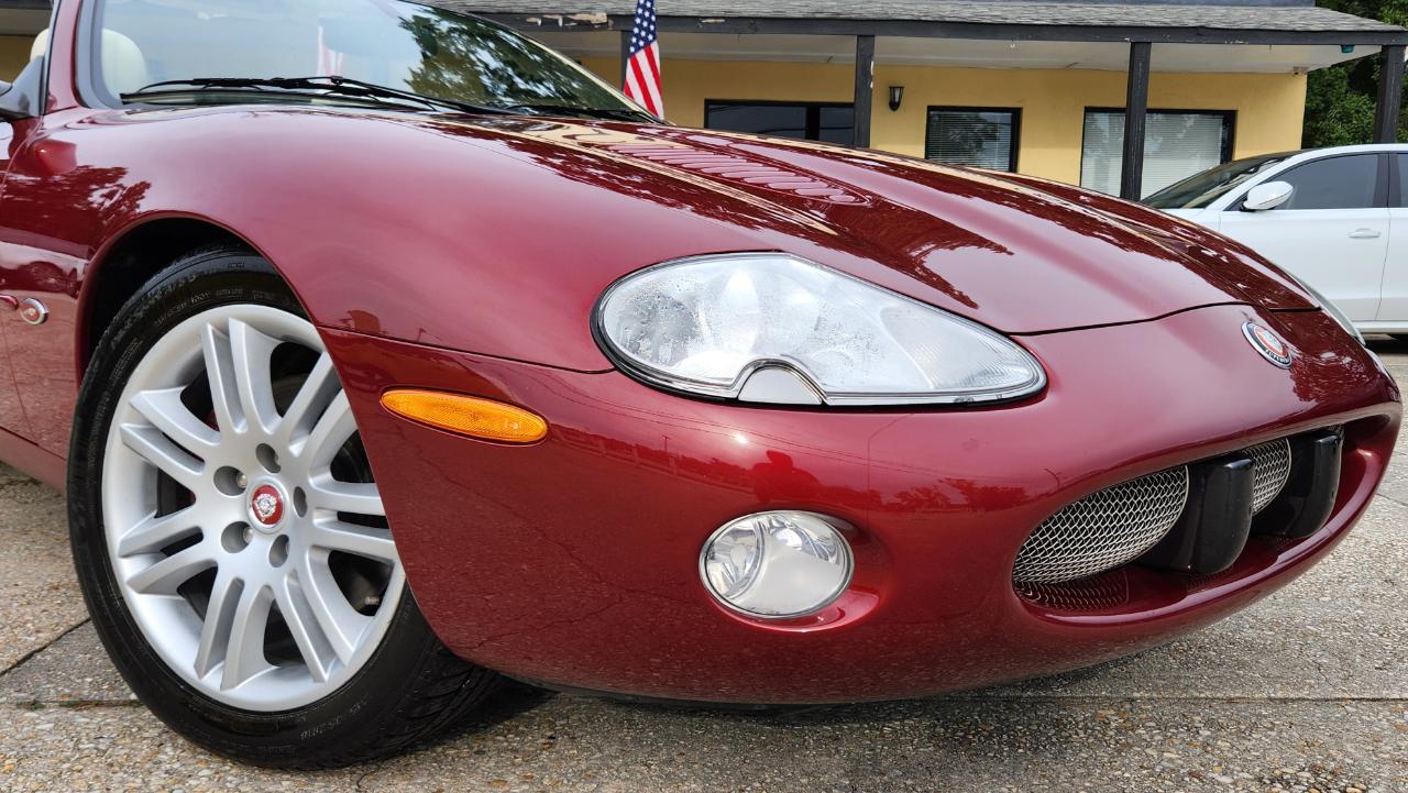 Jaguar XKR XKR Convertible 2002