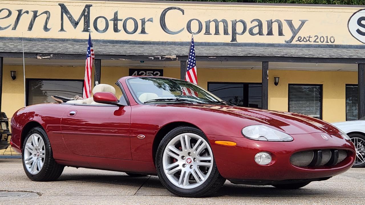 Jaguar XKR XKR Convertible 2002
