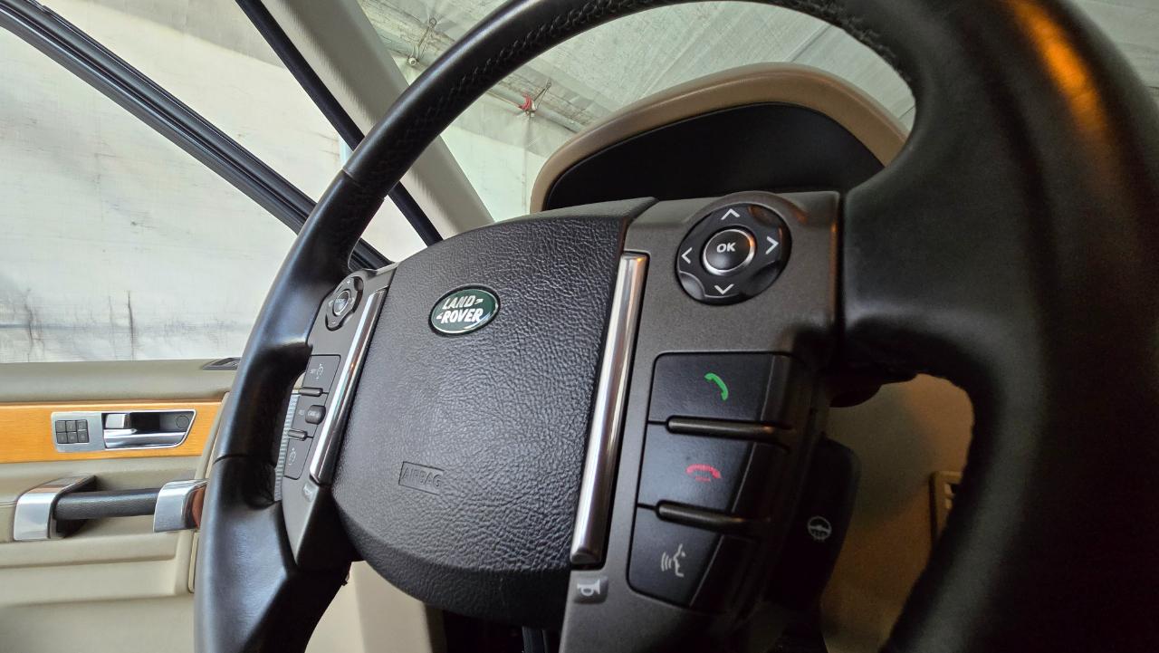 Land Rover LR4  2012