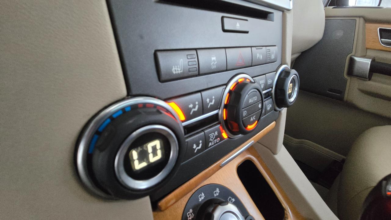 Land Rover LR4  2012