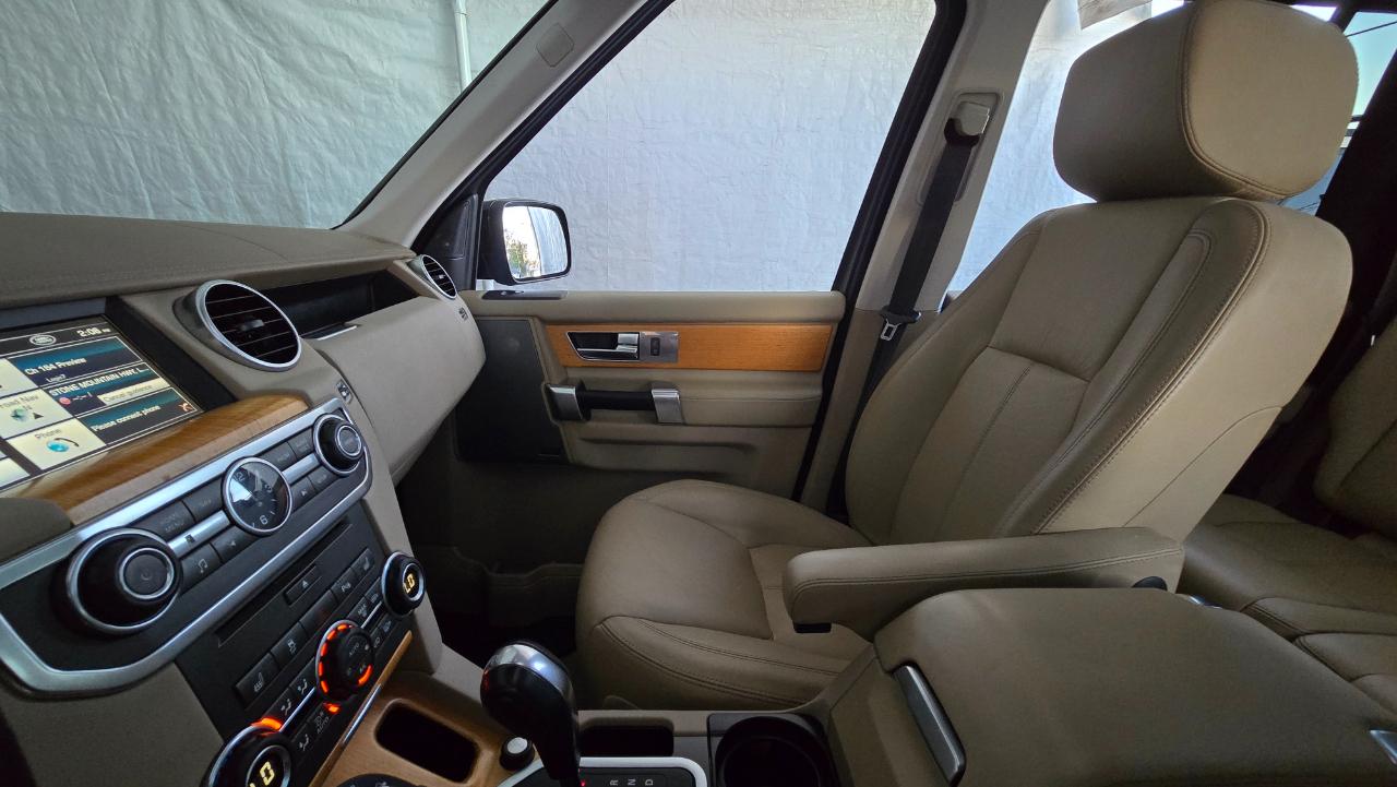 Land Rover LR4  2012