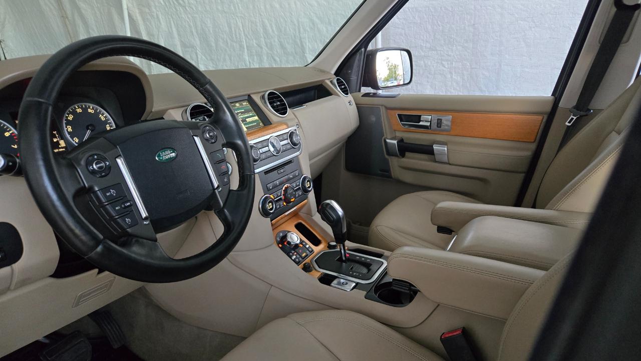 Land Rover LR4  2012