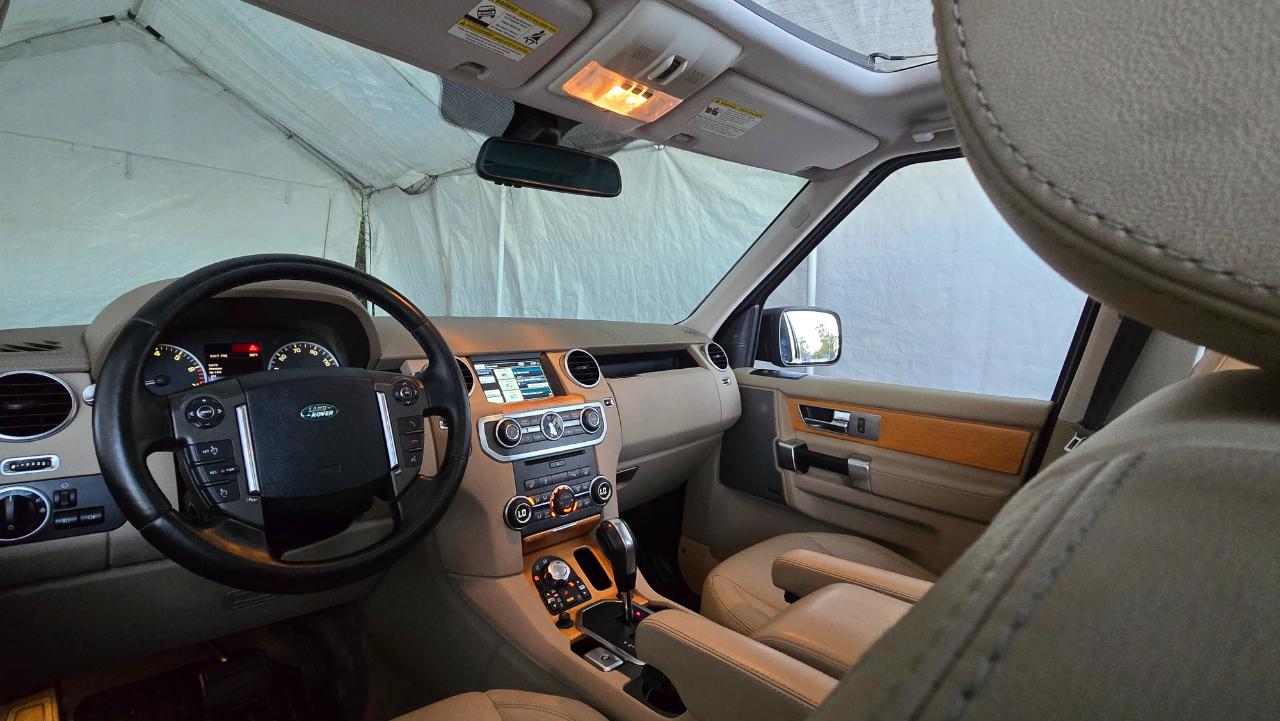 Land Rover LR4  2012