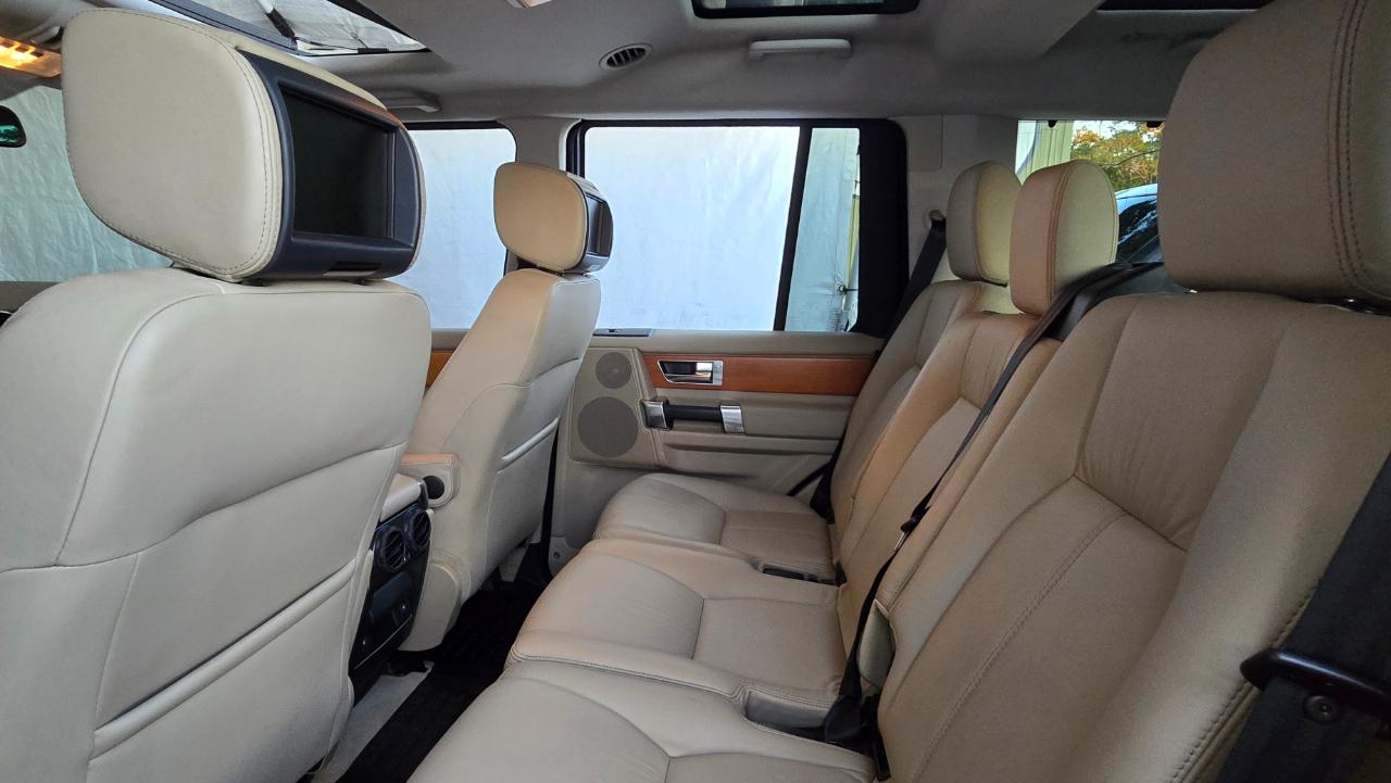 Land Rover LR4  2012