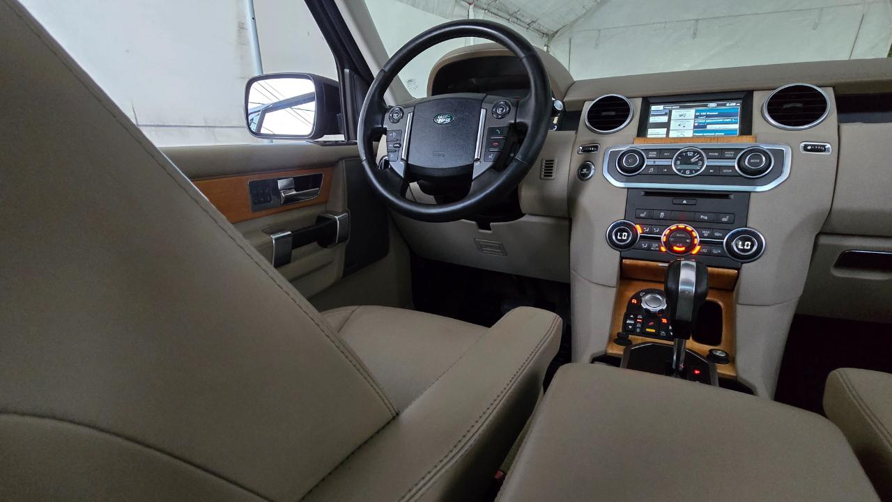 Land Rover LR4  2012