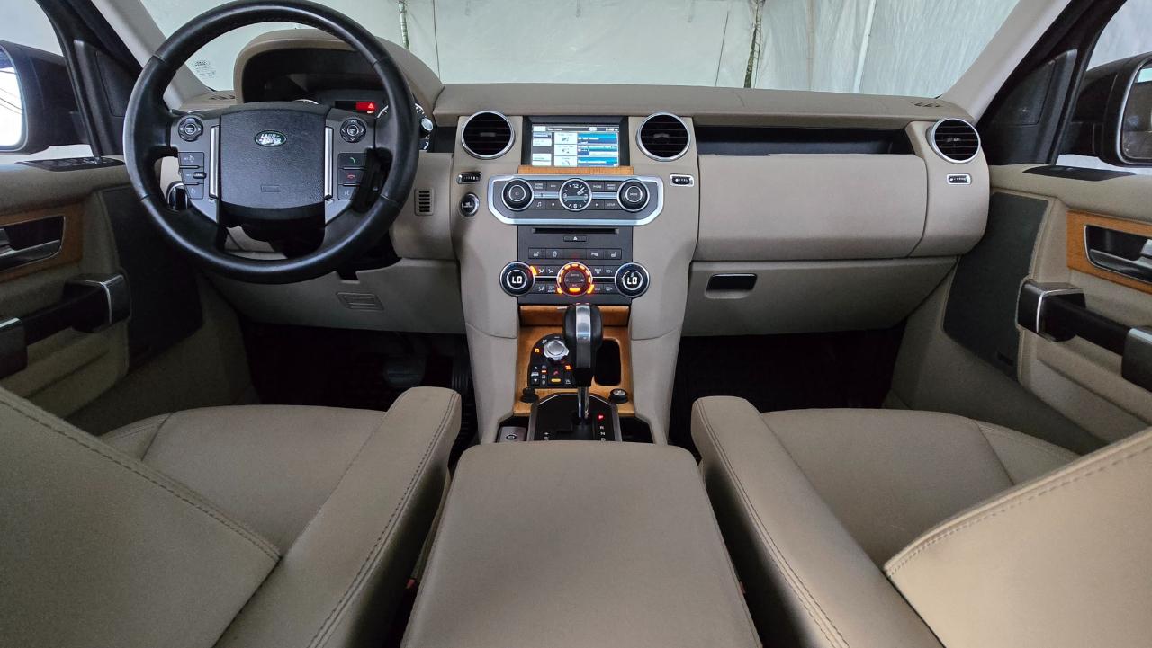 Land Rover LR4  2012