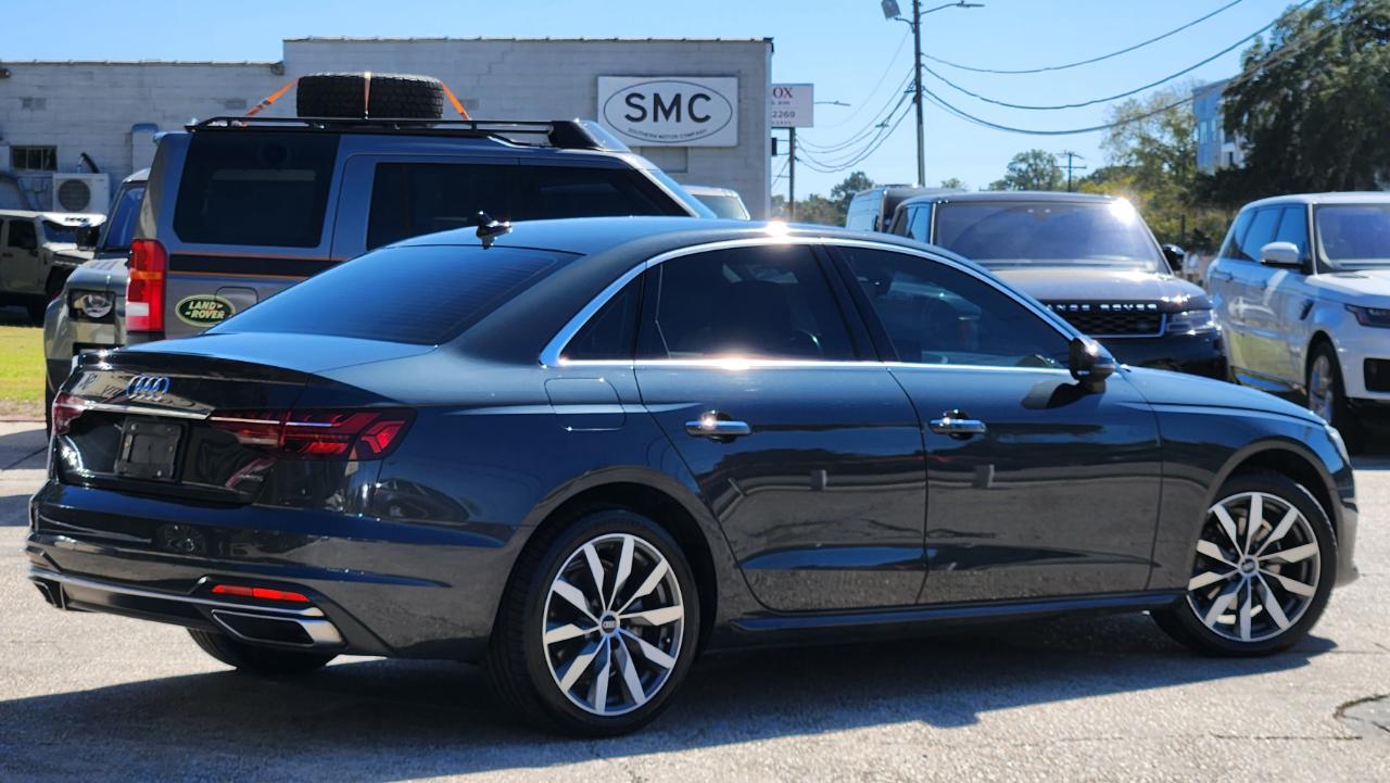 Audi A4 Sedan Premium 40 TFSI quattro 2021