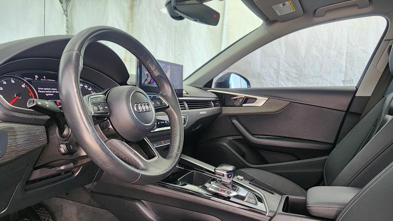 Audi A4 Sedan Premium 40 TFSI quattro 2021