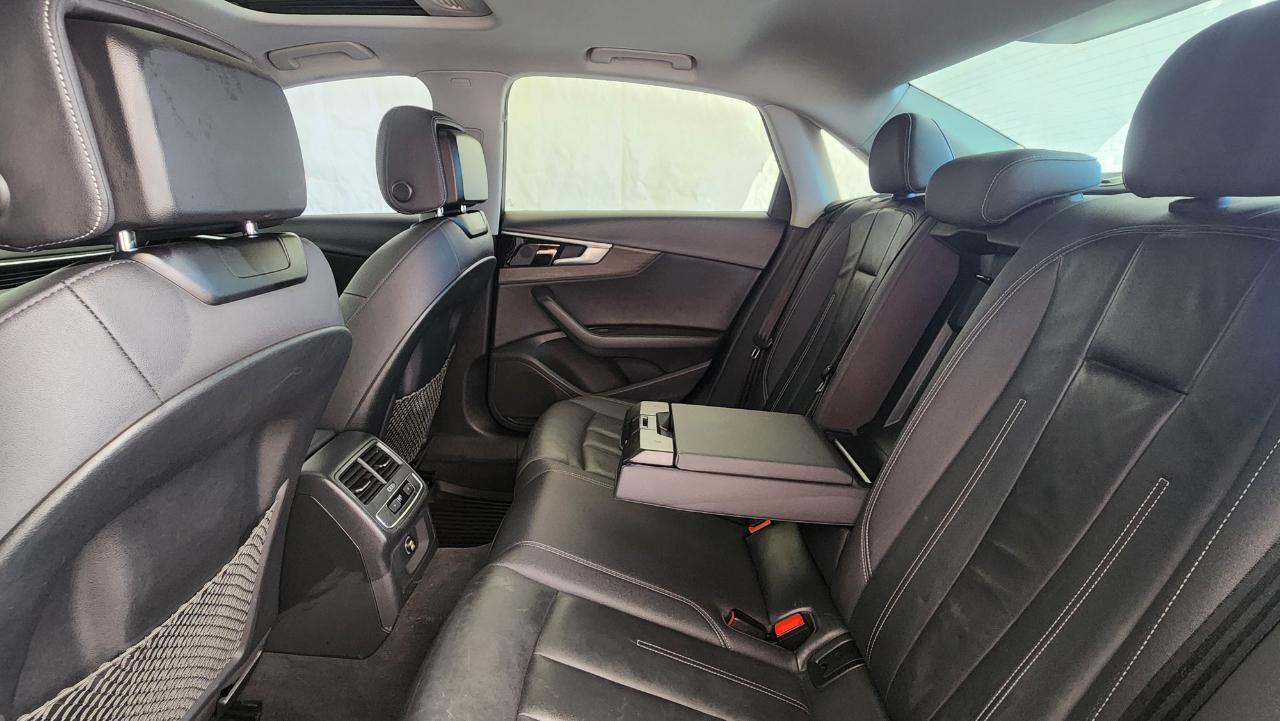 Audi A4 Sedan Premium 40 TFSI quattro 2021