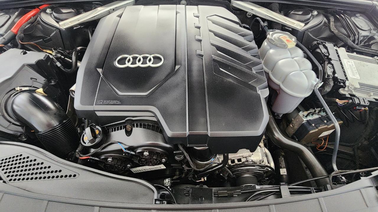 Audi A4 Sedan Premium 40 TFSI quattro 2021
