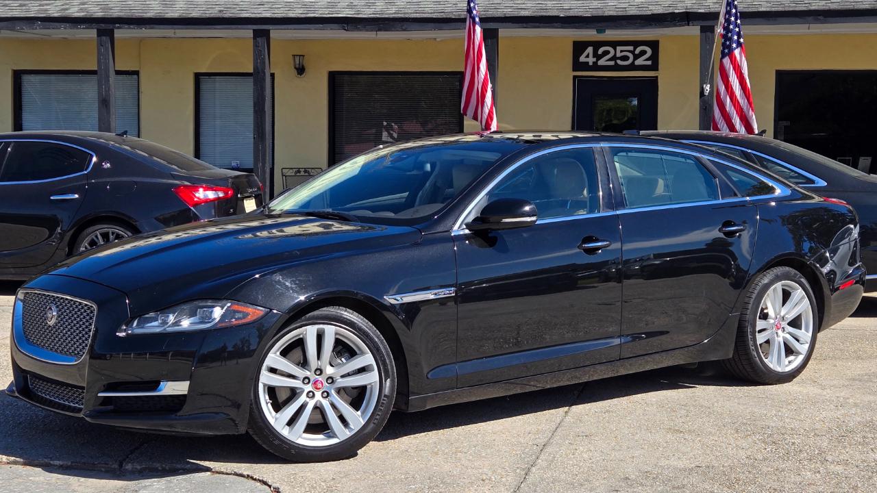 Jaguar XJ  2016