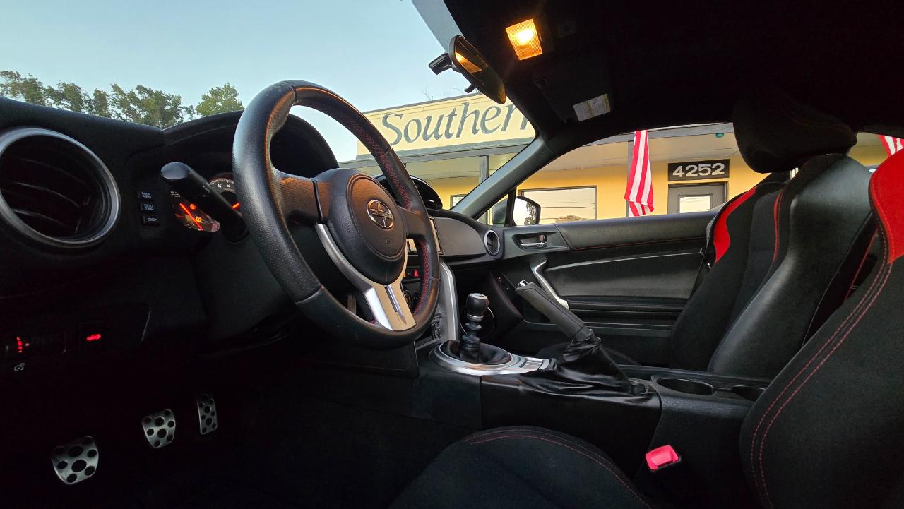 Scion FR-S  2016