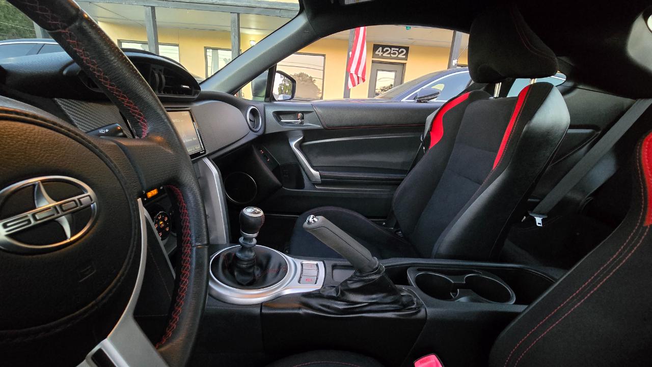 Scion FR-S  2016
