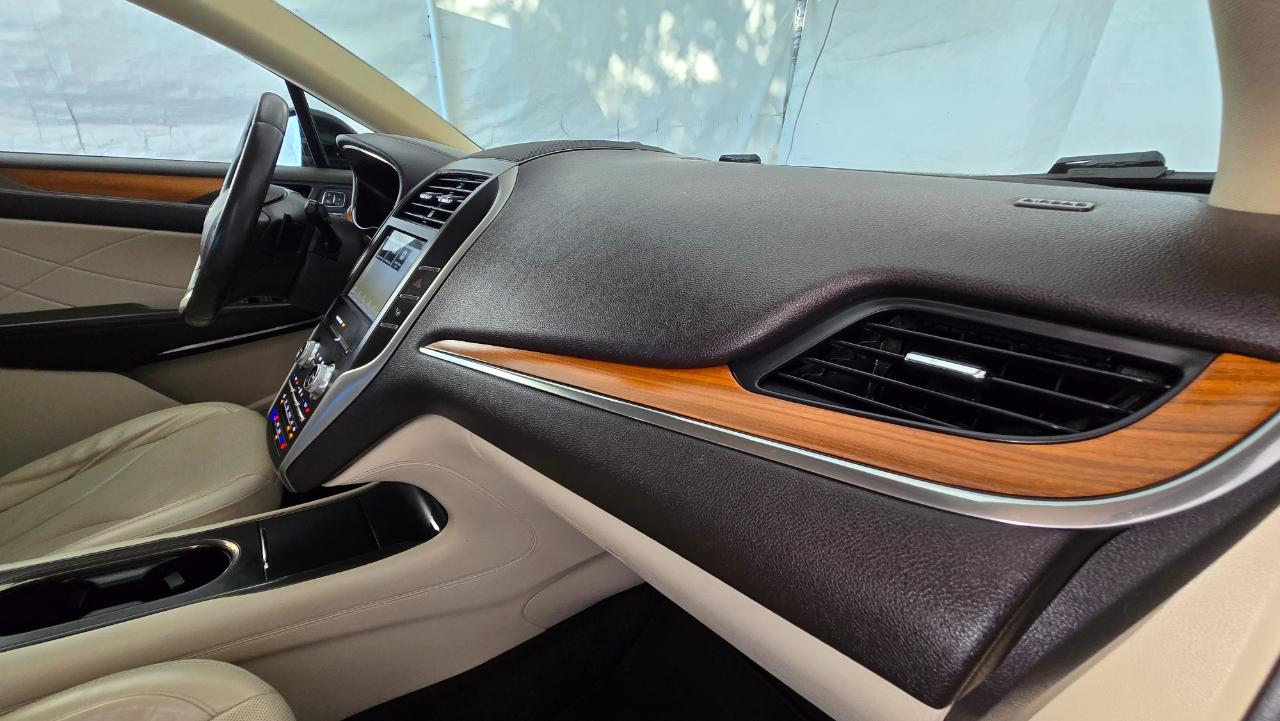 Lincoln MKC AWD 4dr Reserve 2016