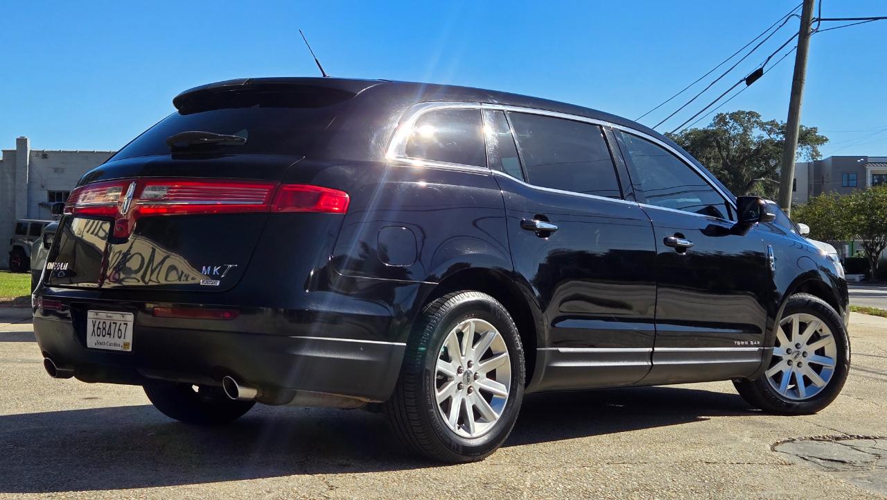 Lincoln MKT 4dr Wgn 3.7L AWD w/Livery Pkg 2016