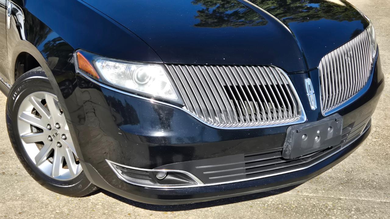 Lincoln MKT 4dr Wgn 3.7L AWD w/Livery Pkg 2016