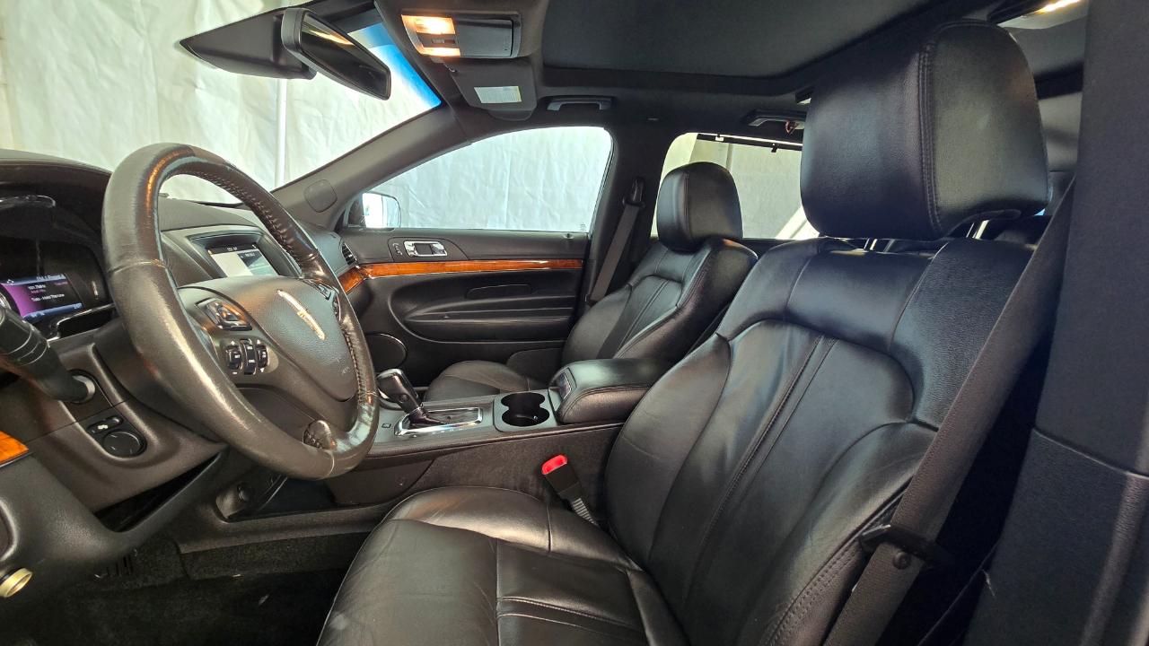 Lincoln MKT 4dr Wgn 3.7L AWD w/Livery Pkg 2016