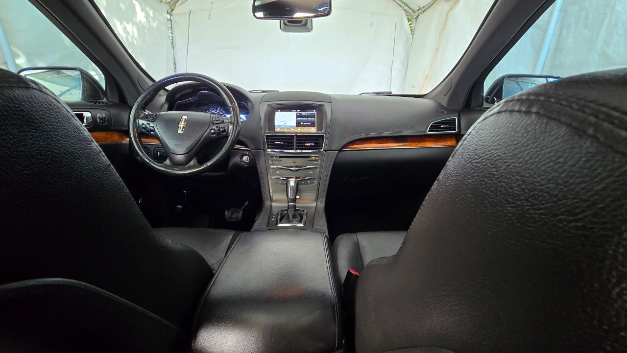 Lincoln MKT 4dr Wgn 3.7L AWD w/Livery Pkg 2016
