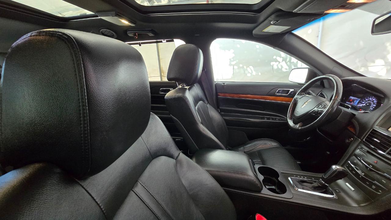 Lincoln MKT 4dr Wgn 3.7L AWD w/Livery Pkg 2016