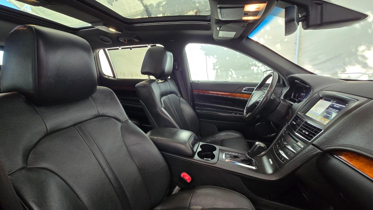 Lincoln MKT 4dr Wgn 3.7L AWD w/Livery Pkg 2016