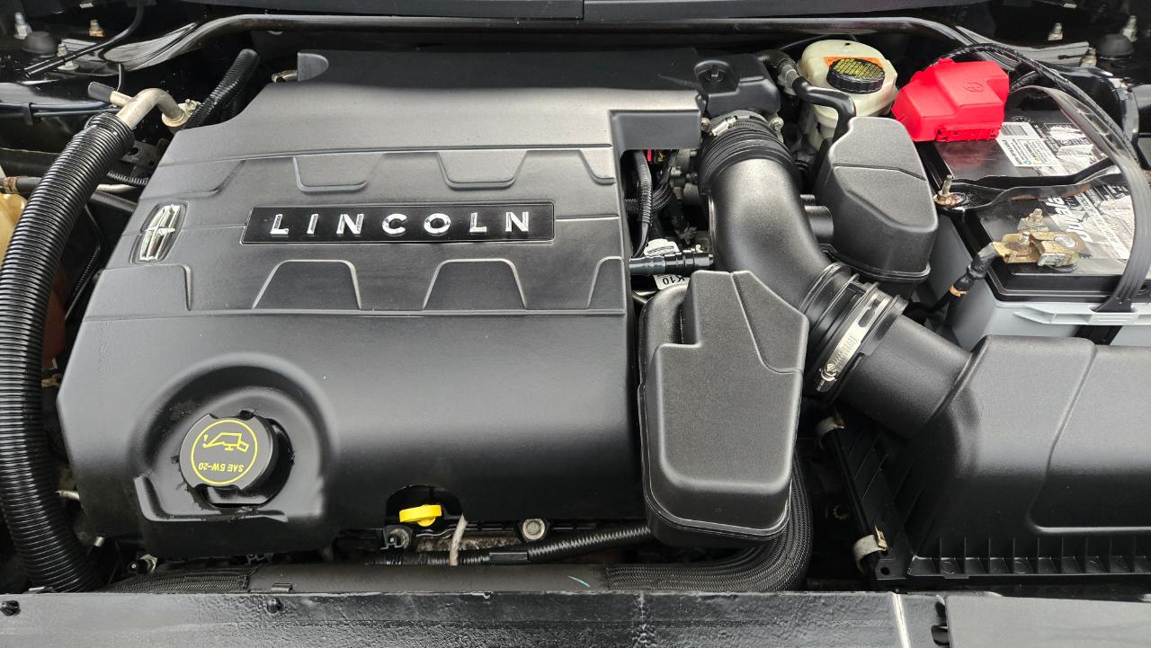 Lincoln MKT 4dr Wgn 3.7L AWD w/Livery Pkg 2016