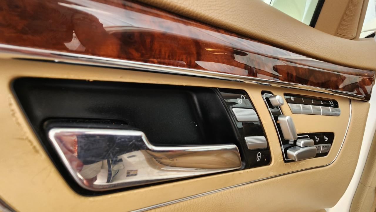 Mercedes-Benz S-Class  2013