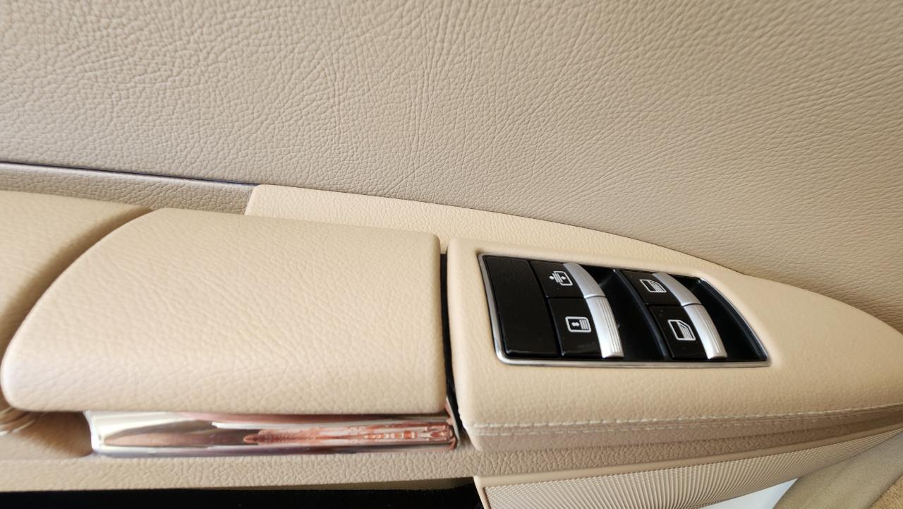 Mercedes-Benz S-Class  2013