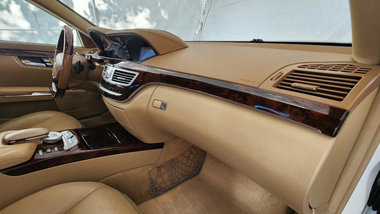 Mercedes-Benz S-Class  2013