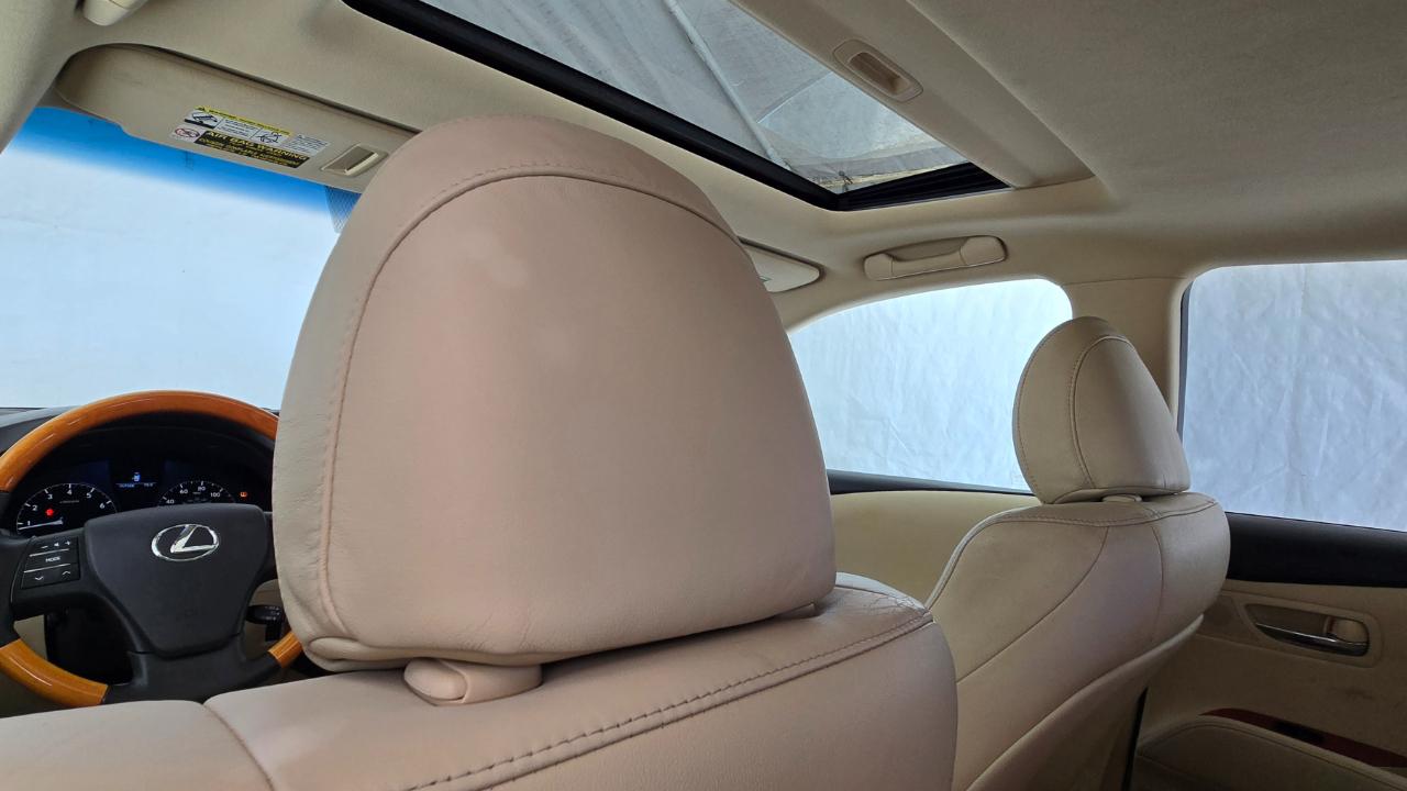 Lexus RX 350 FWD 4dr 2010