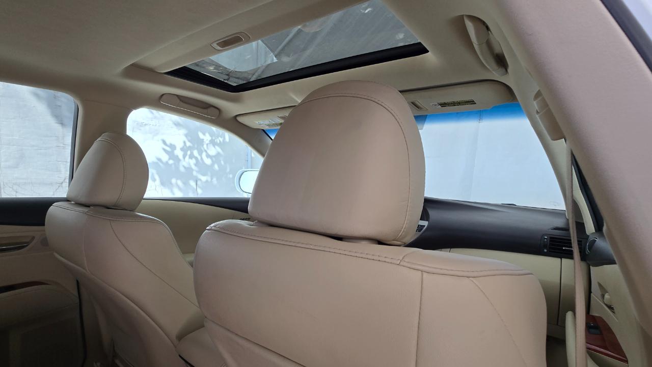 Lexus RX 350 FWD 4dr 2010