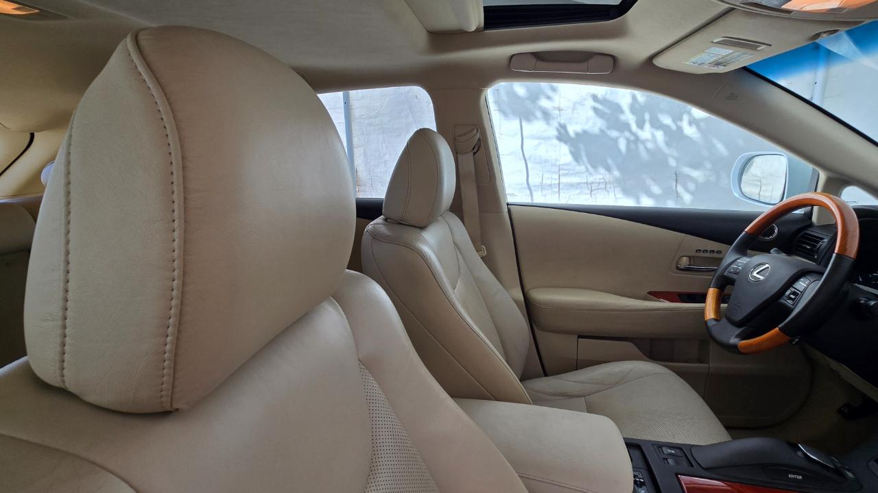 Lexus RX 350 FWD 4dr 2010