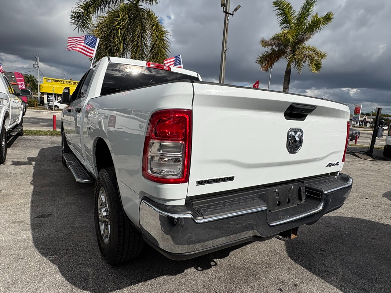 RAM 2500 Tradesman Crew Cab SWB 4WD 2024