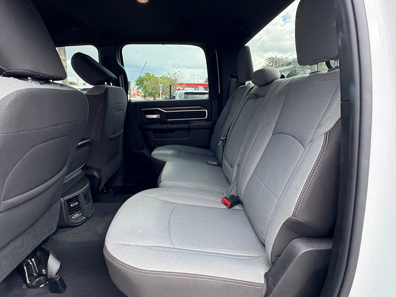 RAM 2500 Tradesman Crew Cab SWB 4WD 2024