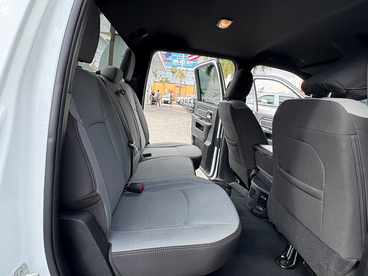 RAM 2500 Tradesman Crew Cab SWB 4WD 2024