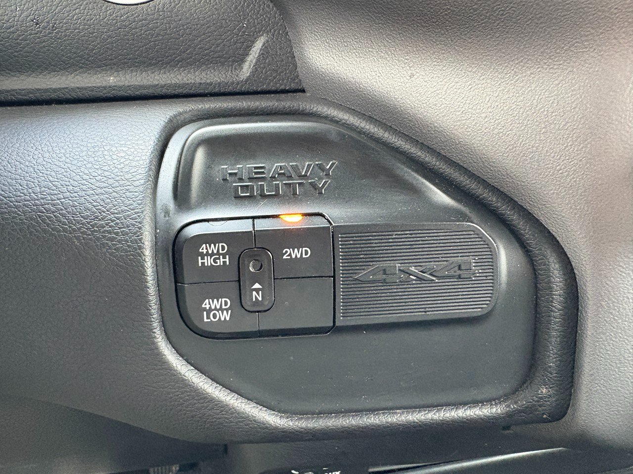 RAM 2500 Tradesman Crew Cab SWB 4WD 2024