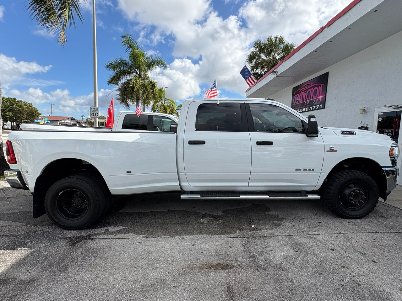 RAM 3500 Big Horn Crew Cab LWB 4WD DRW 2024